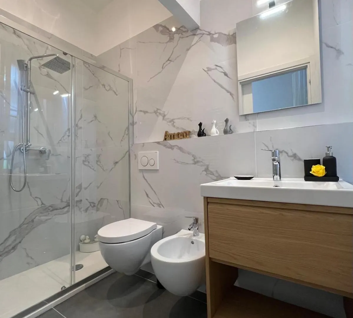 Carrara 23 Navigli Be Like! - Duomo Forum Bocconi Milan Apartment