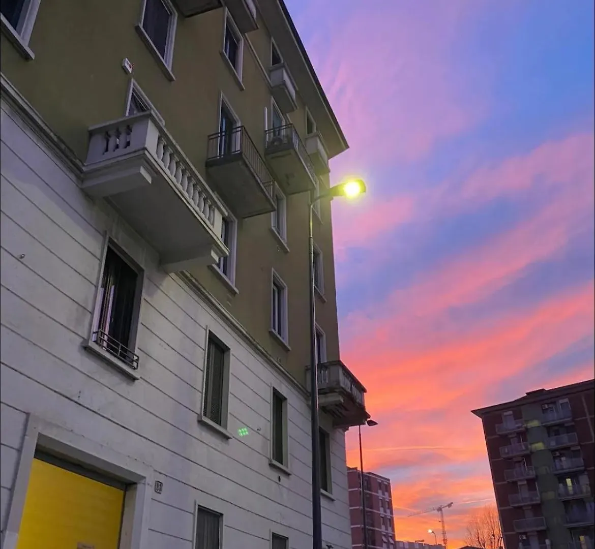 Carrara 23 Navigli Be Like! - Duomo Forum Bocconi Milan Apartment